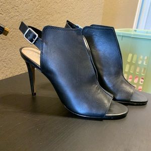 Vince Camuto leather heel